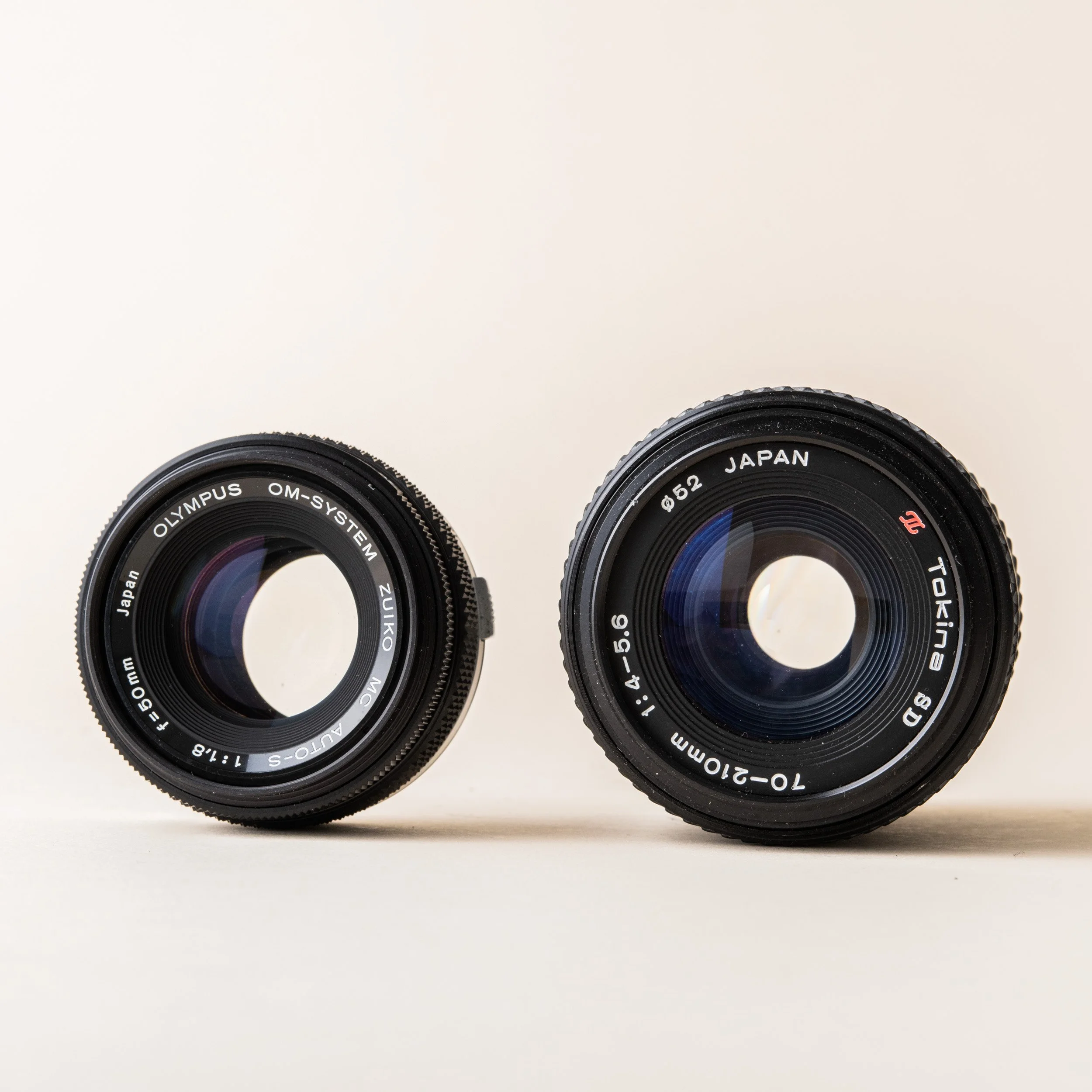 Olympus OM-10 + Lens Kit (50mm + 70-210mm) & manual adapter